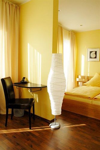 Hotel Akazienhof 뒤스부르크 외부 사진