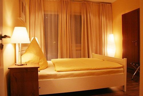 Hotel Akazienhof 뒤스부르크 외부 사진