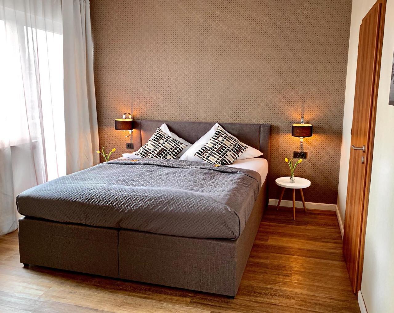 Hotel Akazienhof 뒤스부르크 외부 사진